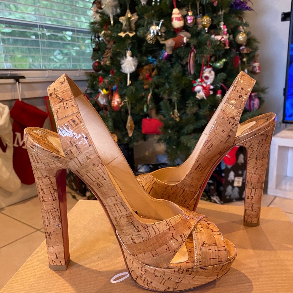 Christian Louboutin Size 39